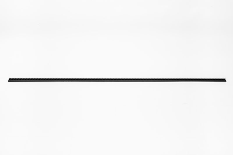 schwarze Halbrund-Airline Schiene 50.0x11.5mm. 3 Meter, sFr. 121,00